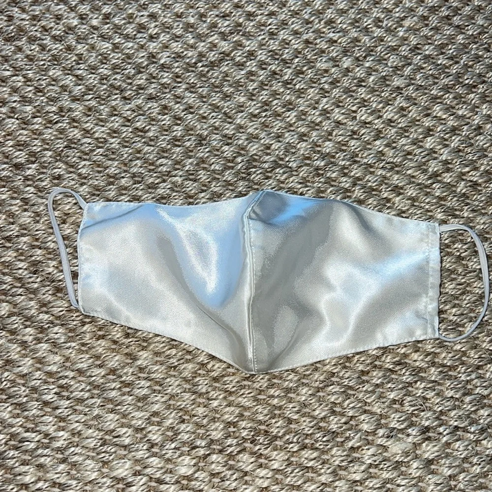 Zara Bundle of four Face Masks pink, white satin and eyelet